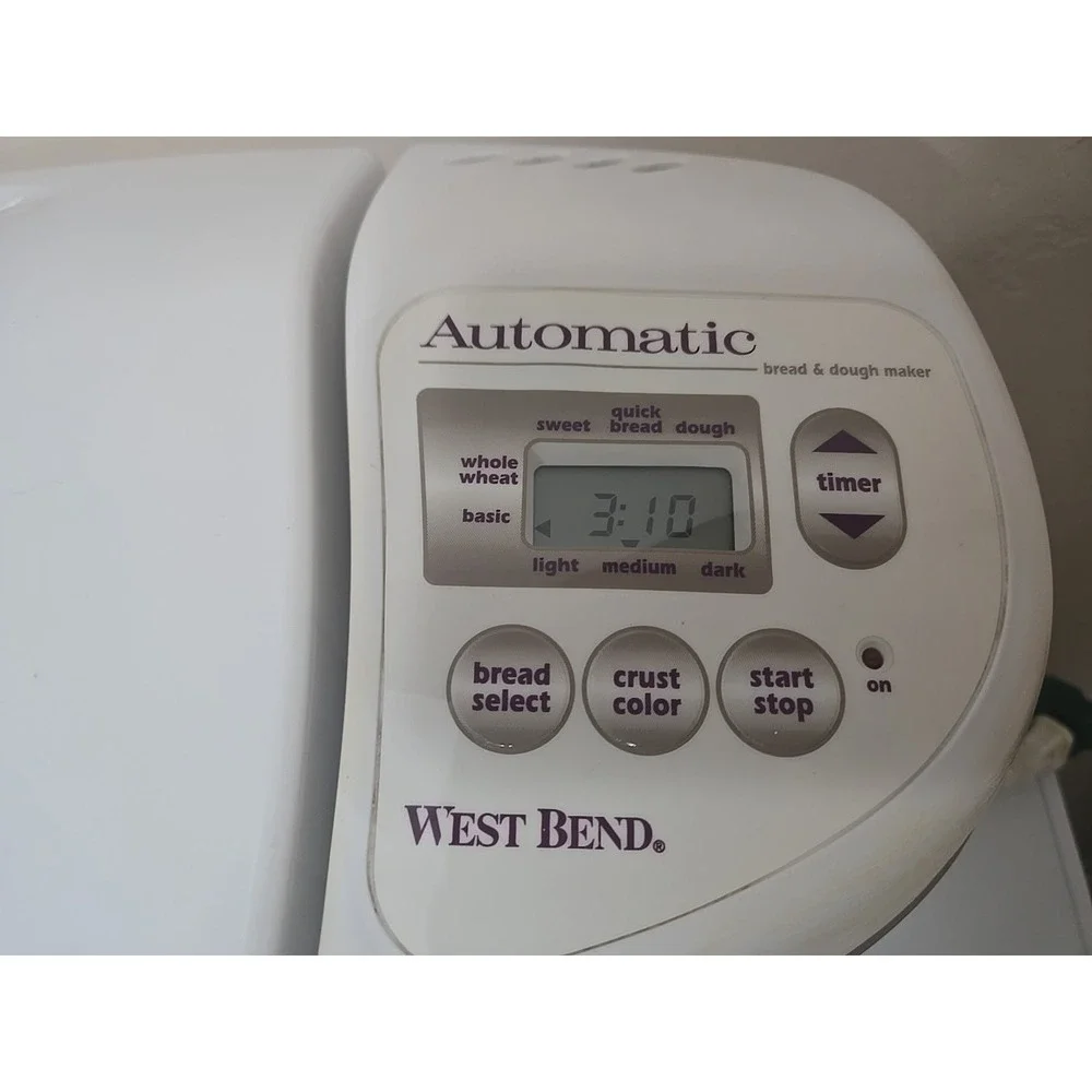 West Bend Automatic Bread & Dough Maker Model 41052 American Made 1999